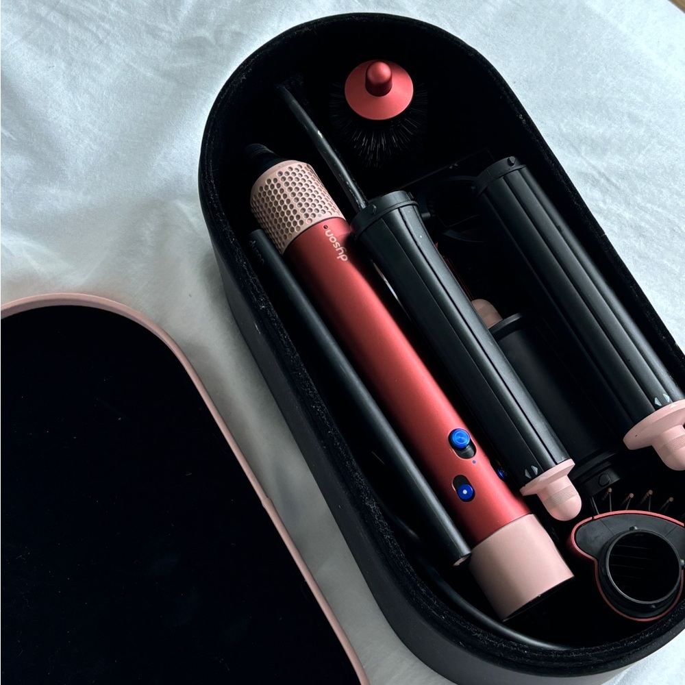 Dyson Airwrap strawberry/ bronze